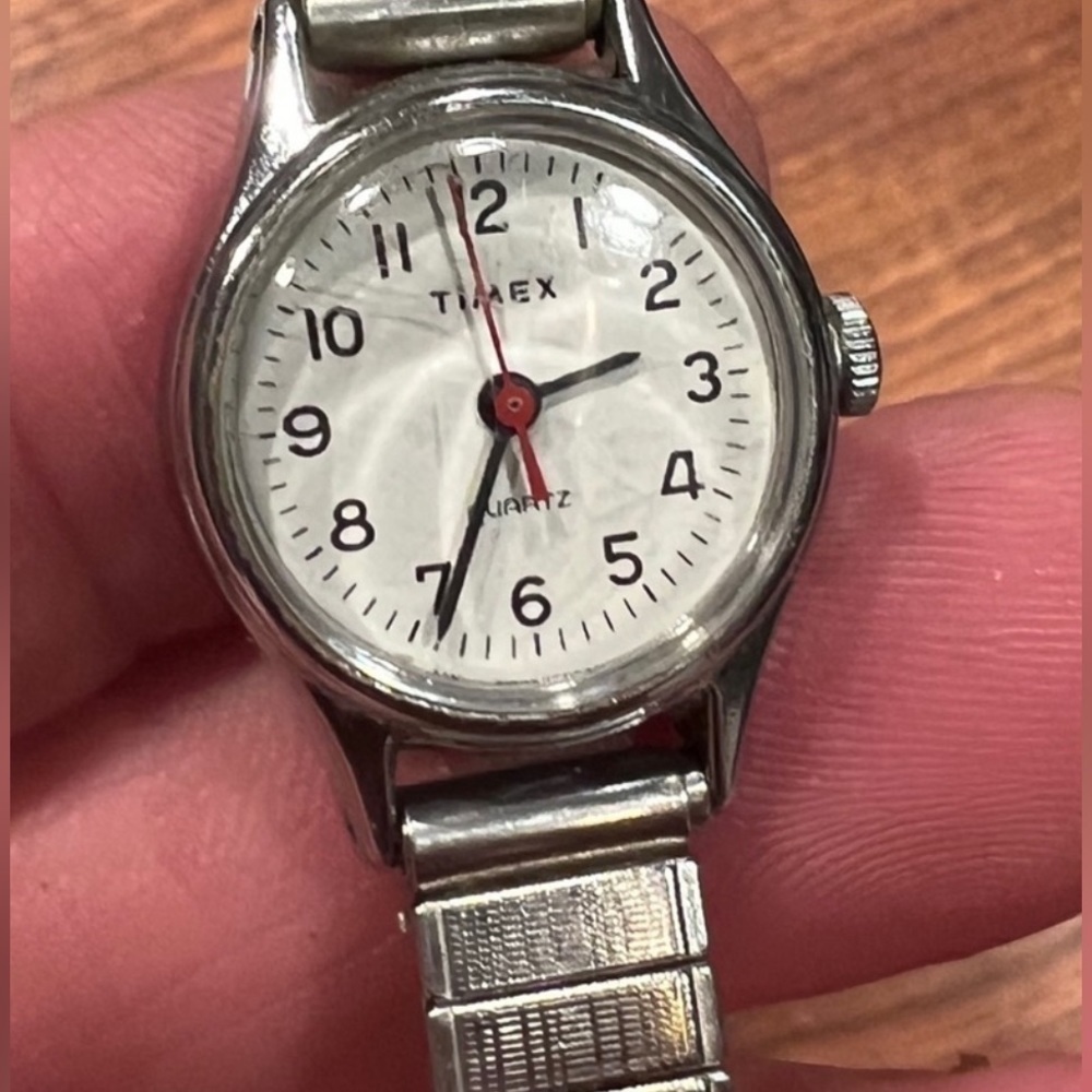 Timex Stretch Band Watch - Vintage 70s - Women’s